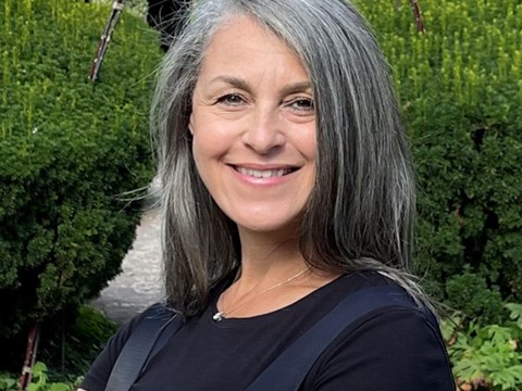 Hannah Brown Headshot Hannah Brown Headshot